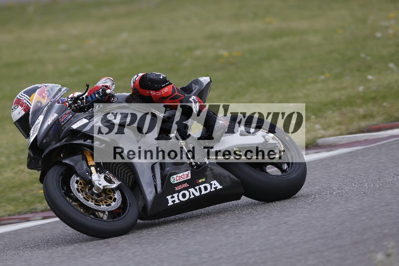 /09 19.04.2026  Caremotion get faster ADR/Gruppe gelb/16